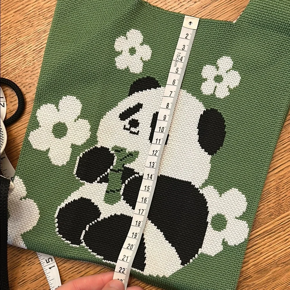 Heart and Panda Knit Bags - Picture 8 of 10